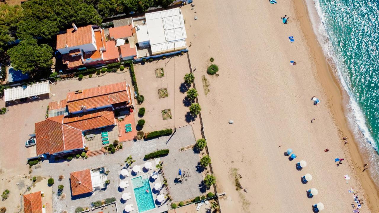 Malgrat De Mar Beachfront Village Exterior photo